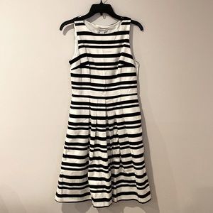 WHBM dress with pockets!